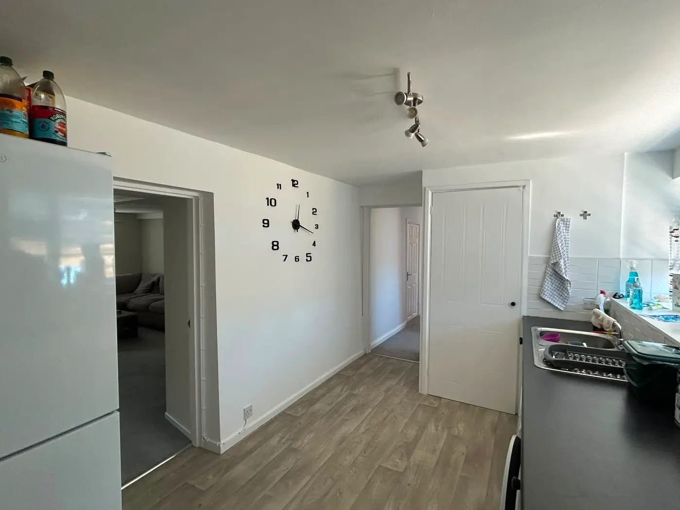 Kitchen and dining area in wipeable white, ready for busy family life